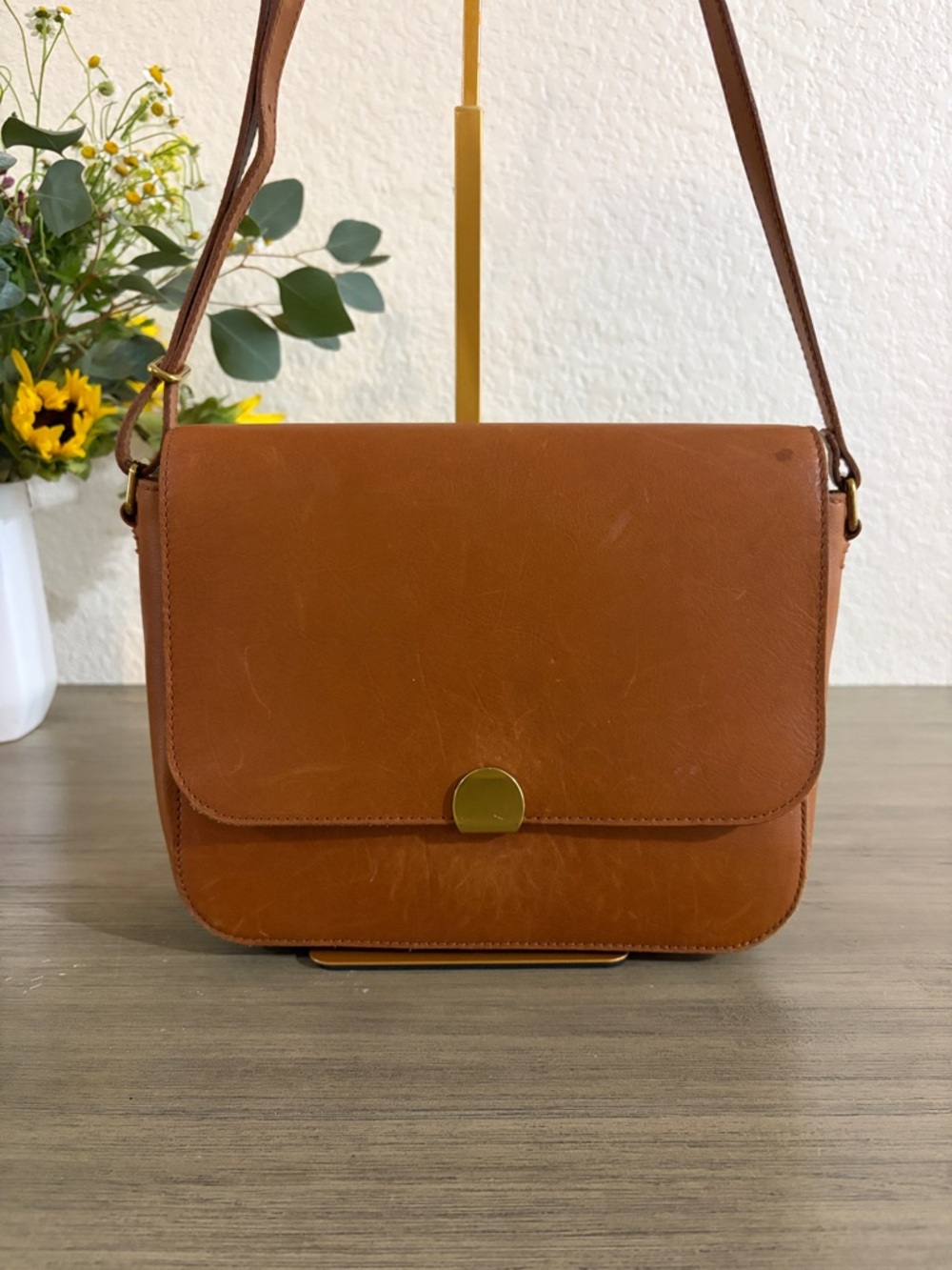Madewell The Abroad Shoulder Bag Tan Leather Crossbody Shoulder Bag - Picture 2 of 13